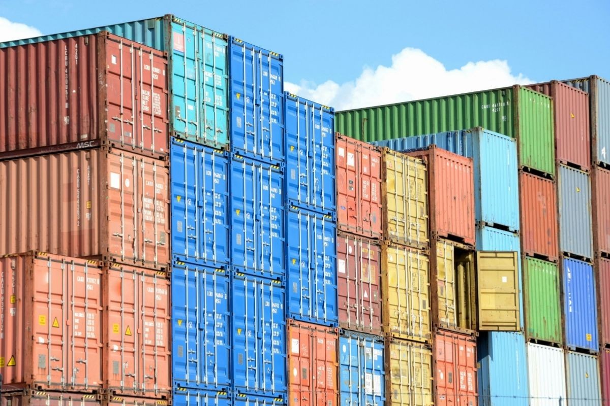 Vrhovni sud SAD ukinuo recipročne carine: Moguć povrat novca i bh. firmama