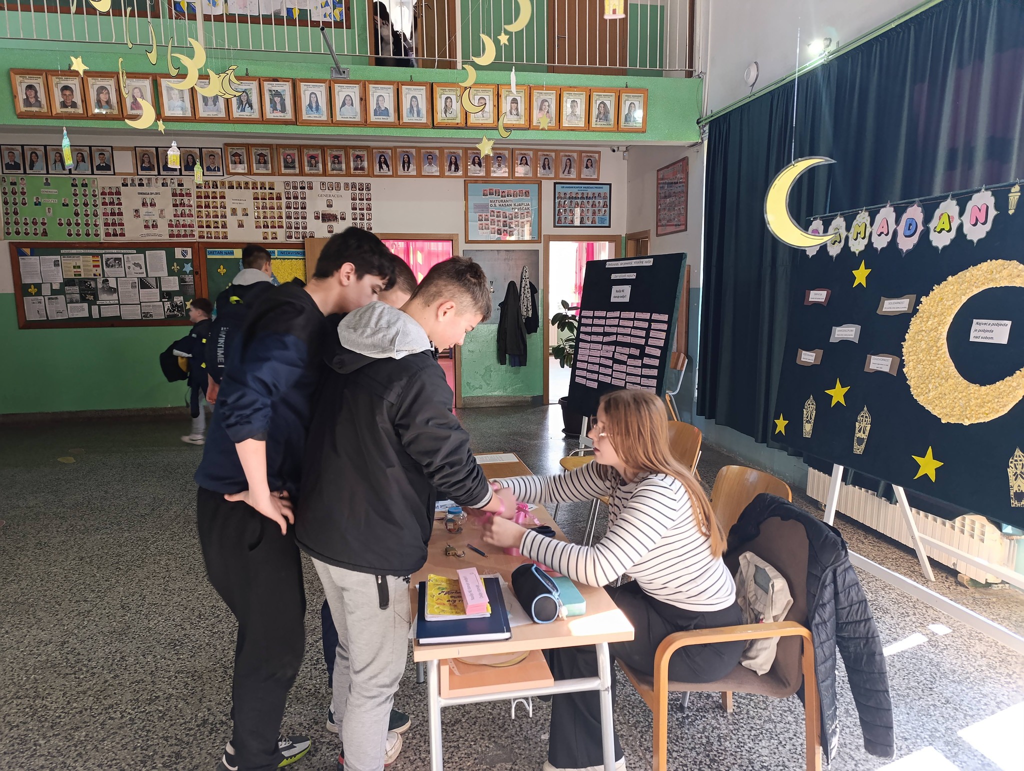 Dan ružičastih majica obilježen u OŠ “Hasan Kjafija Pruščak”