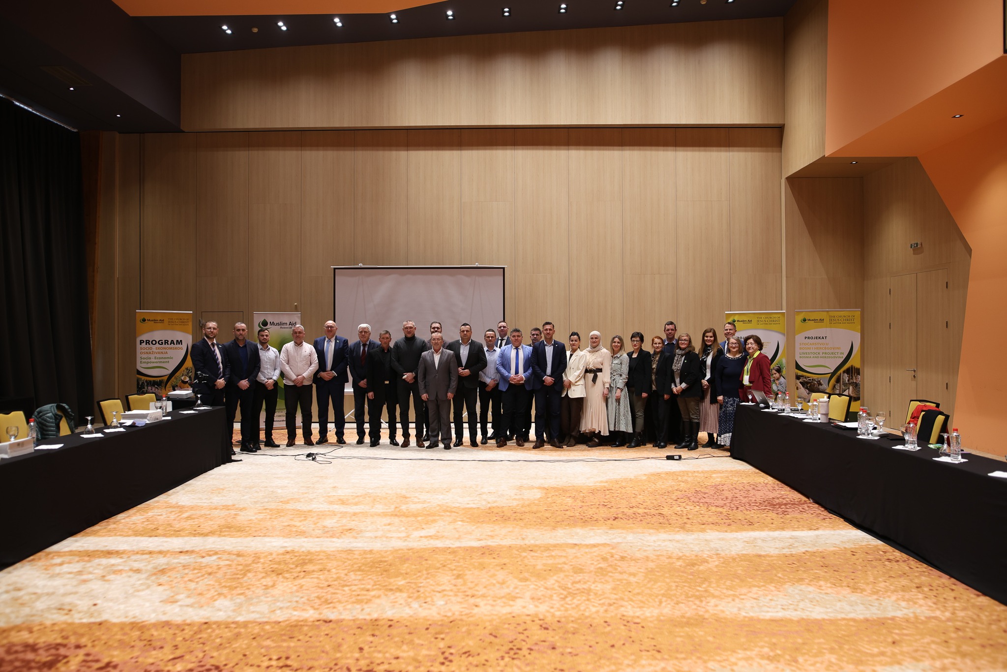 Donji Vakuf : 20 plastenika za donjovakufske poljoprivrednike – Potpisan Ugovor sa organizacijom MUSLIM AID