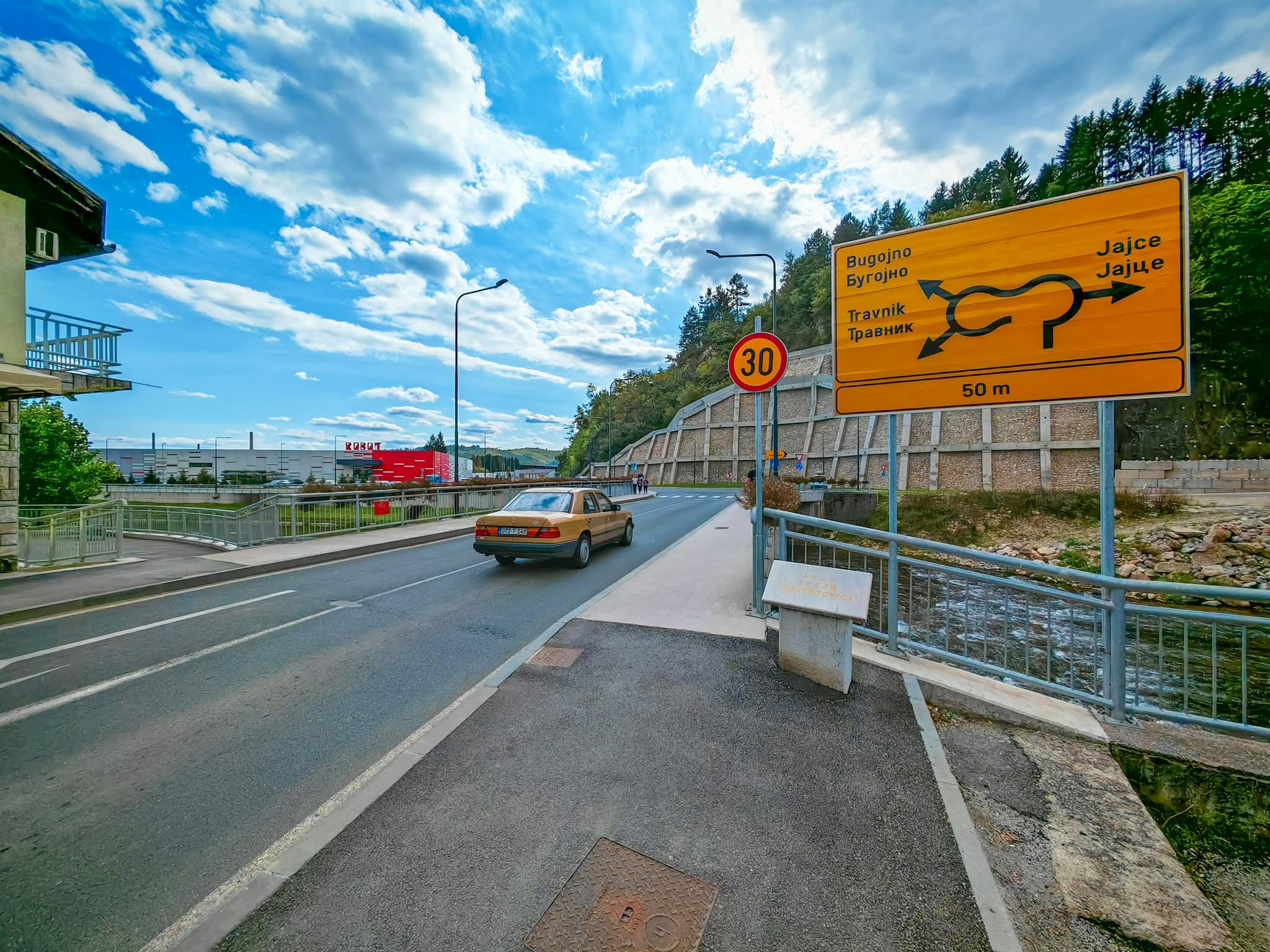 Saobraćaj se na većini puteva u Bosni i Hercegovini odvija nesmetano