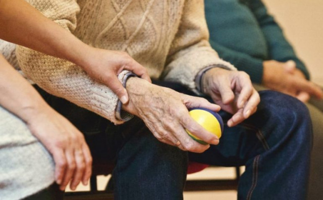 Domovi za stare u FBiH puni: Liste čekanja rastu, cijene i do 2.800 KM