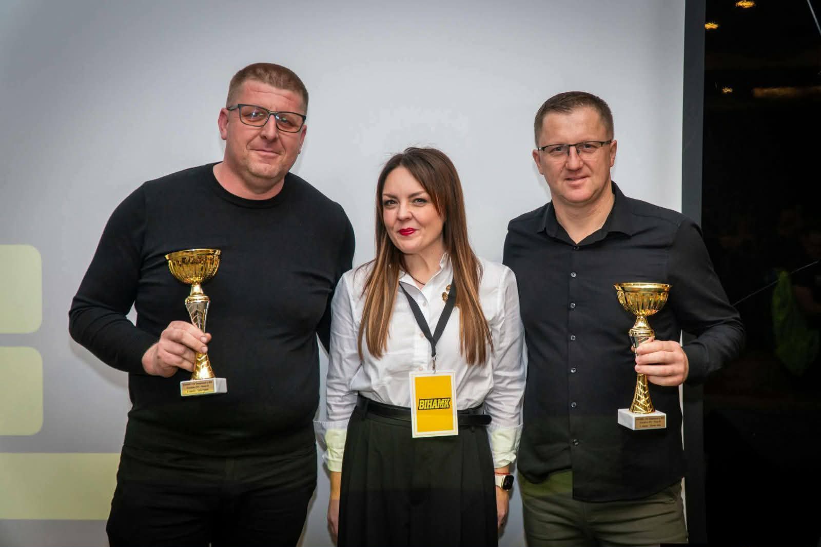 Na BIHAMK -ovoj sevčanosti  Tariku Palaliću dodjeljen pehar u kategoriji Ocjenska vožnja spretnosti (Šampionat BiH)