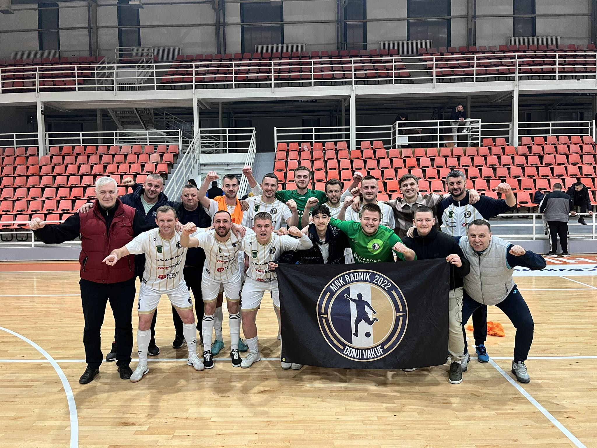 Seniori MNK “Radnik 2022” slavili u Bihaću