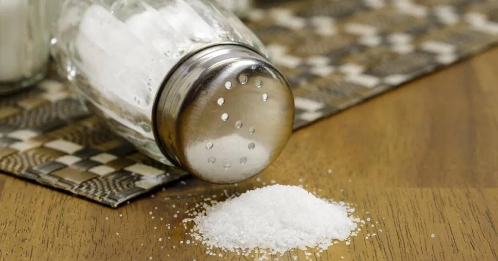 Šta se dešava sa srcem i pritiskom kada smanjite unos soli