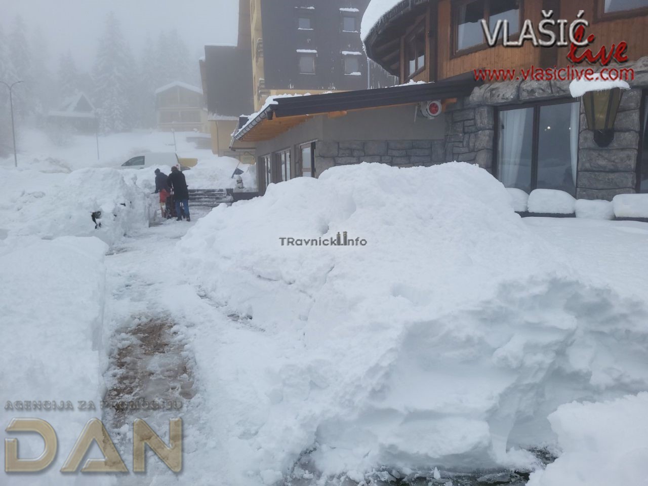 Snijeg zatrpao Vlašić: Meteorolozi najavili nove padavine