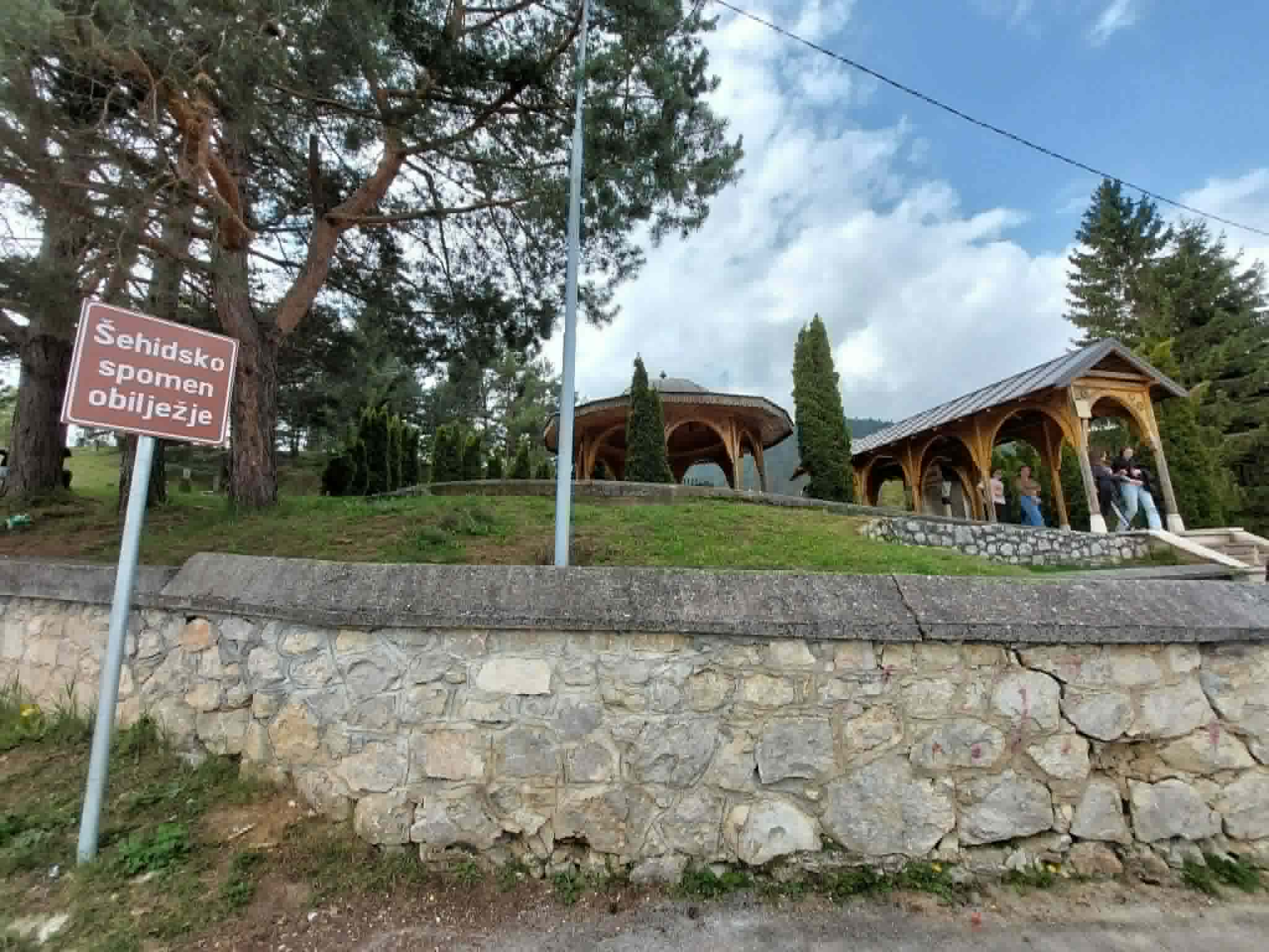 Sjećanje na heroje: obilježavanje Dana Armije RBiH i Prusačkog bataljona