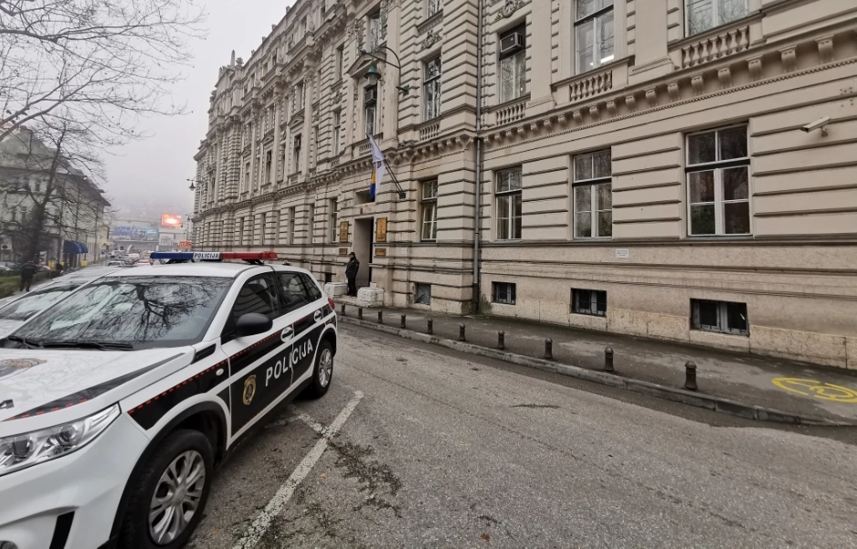 Stručnjak za sigurnost Safet Mušić: Lažne dojave o bombama nisu dječija igra, posljedice su stvarne i skupe