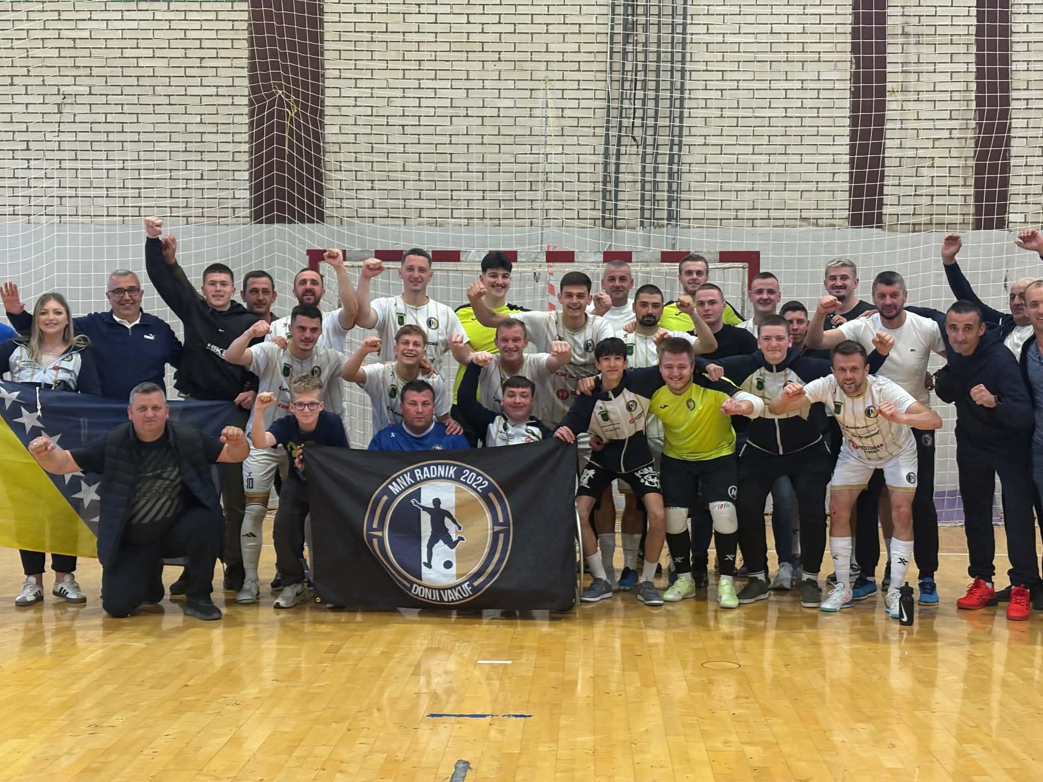 🖤 Historijski plasman u tišini🖤