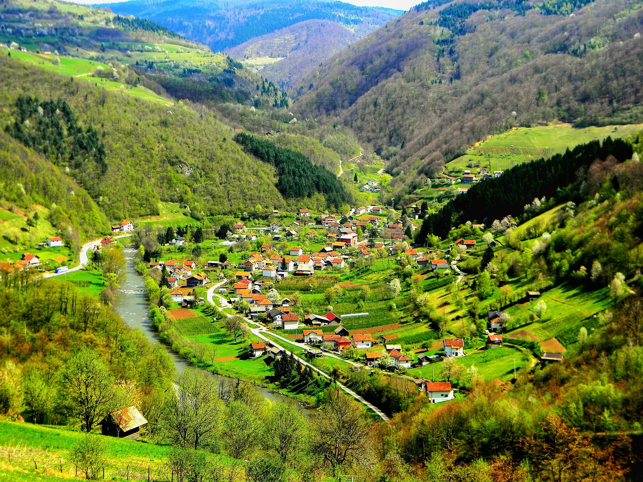 Oblačno vrijeme, pred kraj dana moguća slaba kiša
