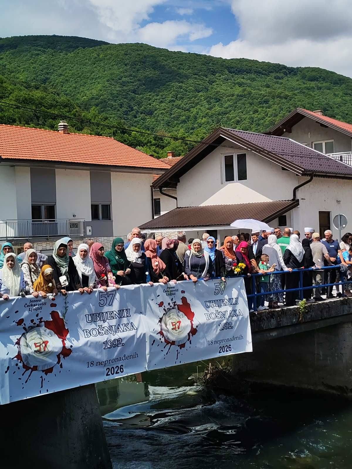 Obilježavanje godišnjice zločina nad Bošnjacima u Jezeru kod Jajca