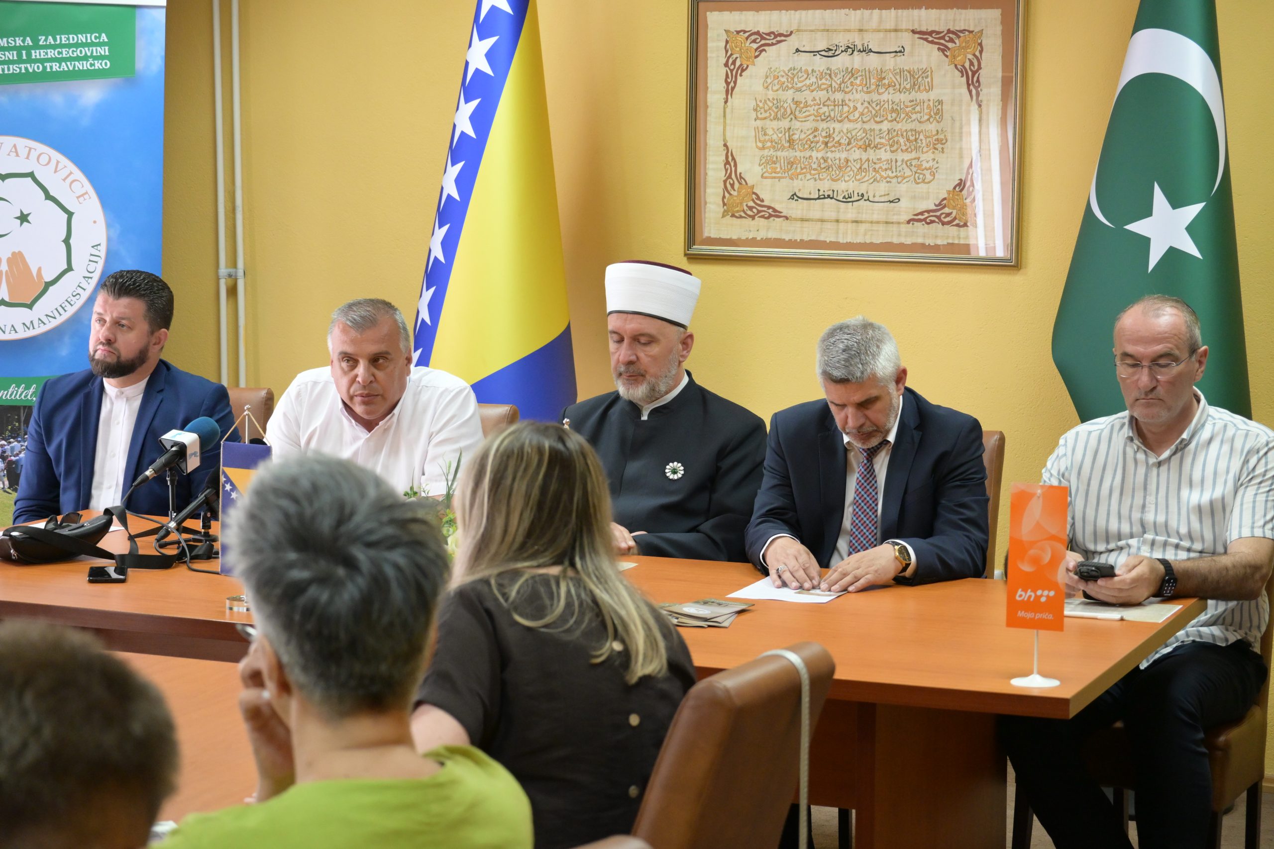 Predstavljeni programski sadržaji ” 516. dana Ajvatovice”