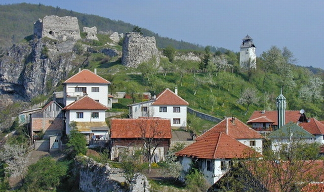 Večeras u Pruscu promocija monografije “Gnijezdo na bedemu – Prusac kroz vrijeme”, Emine Hadžiabdić Bojić