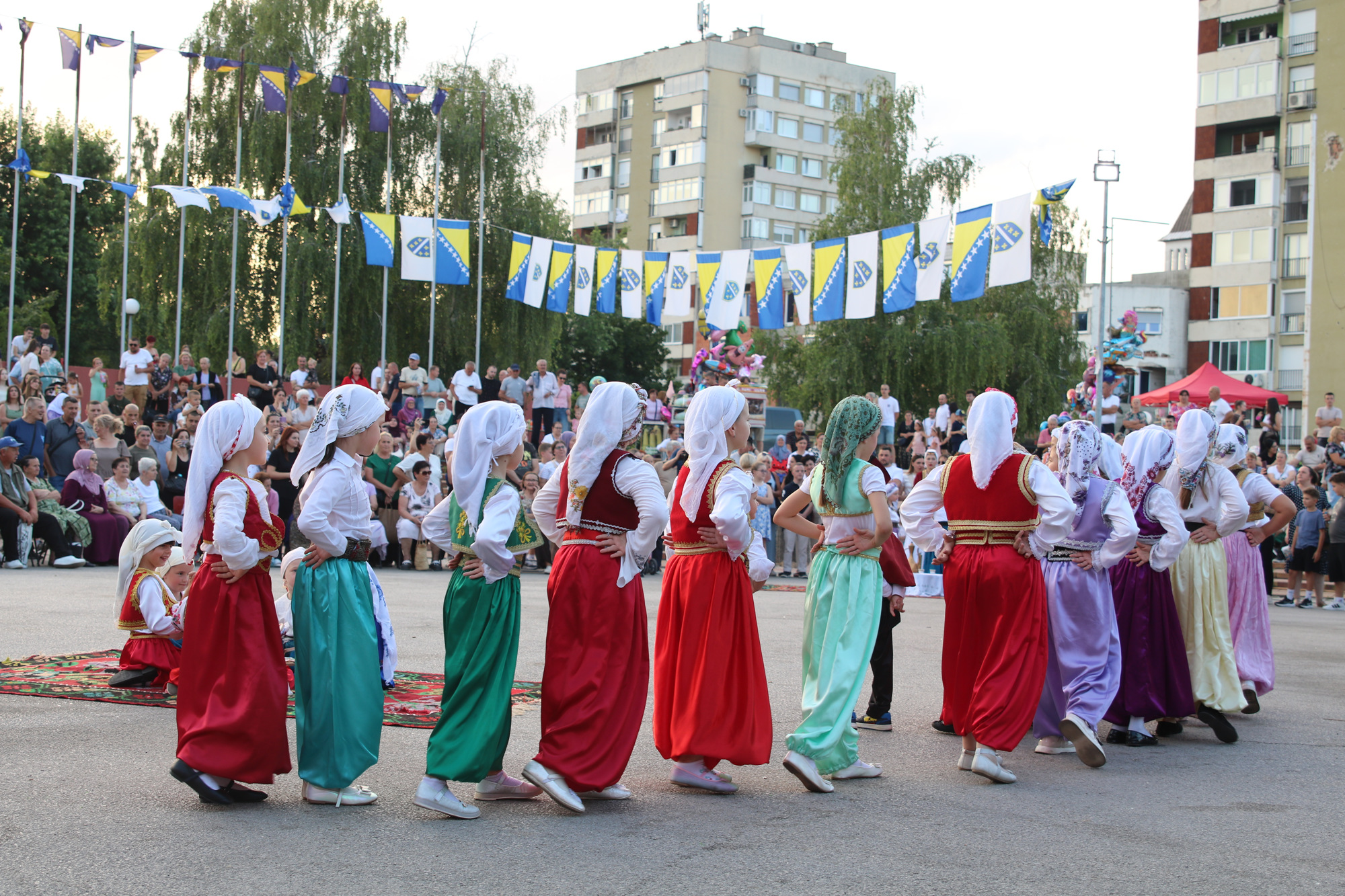 Mladi s ponosom čuvaju tradiciju: Značajan uspjeh folklornog programa u Bugojnu