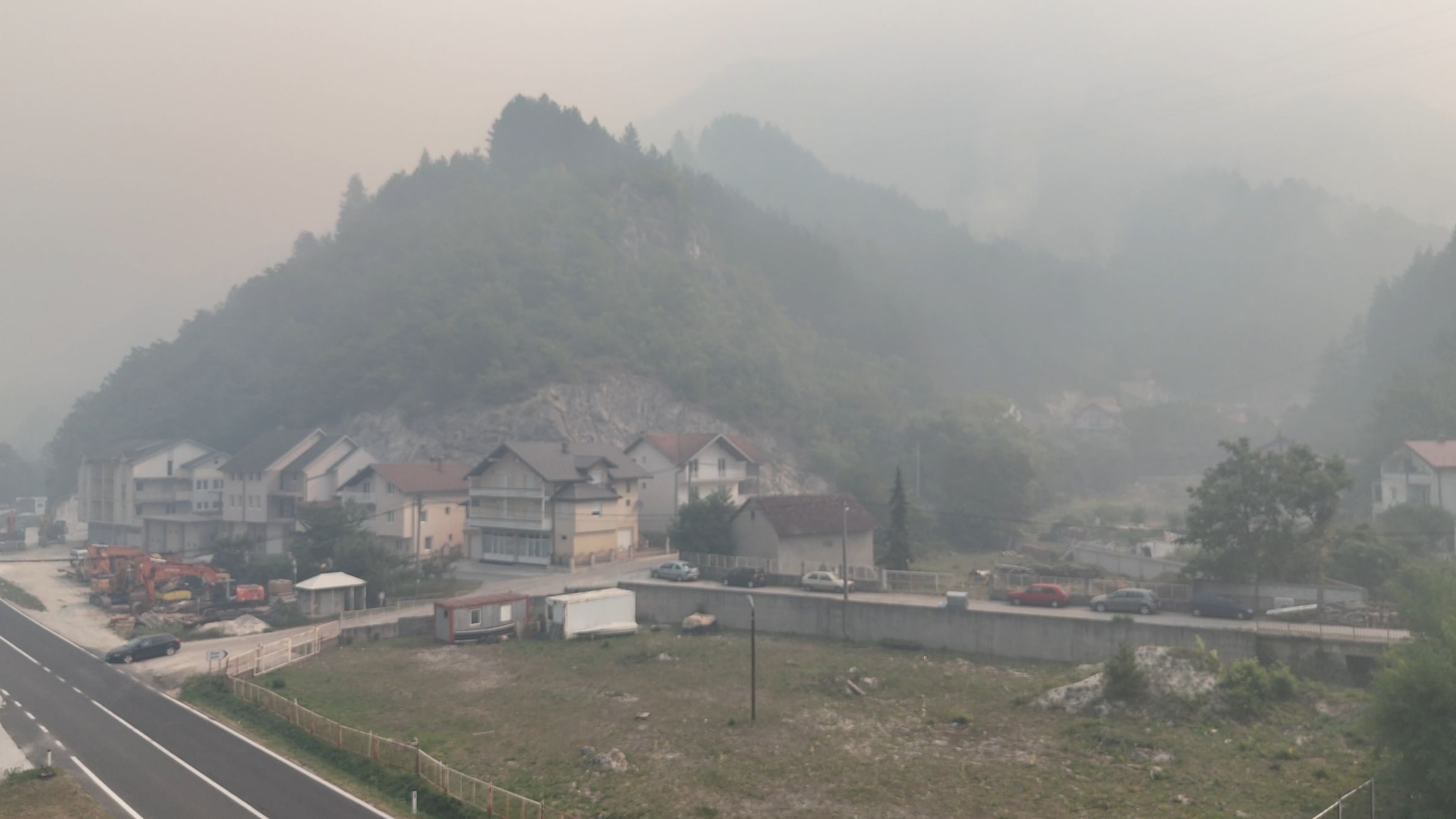 Požari kod Konjica: Vatra stigla do kuća, zatražena međunarodna pomoć
