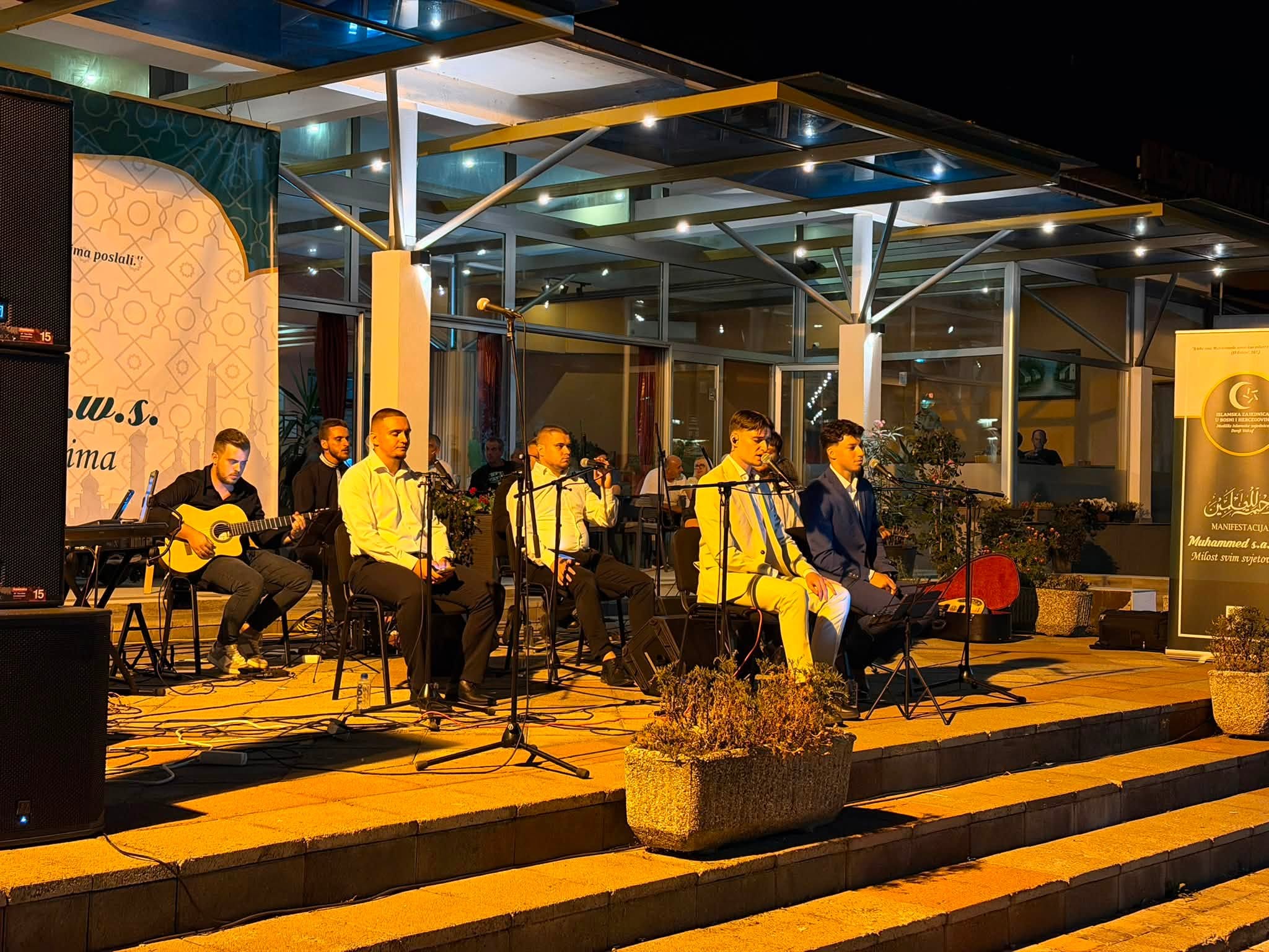 U Donjem Vakufu održan koncert ilahija i kasida