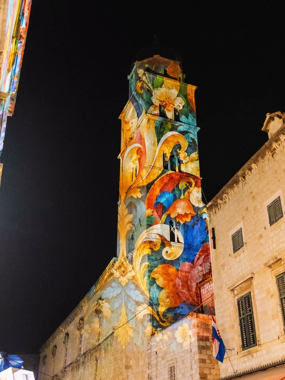 🎙INFO | UMJETNIK IZ TRAVNIKA OSVOJIO TREĆE MJESTO NA FESTIVALU SVJETLOSNE UMJETNOSTI U DUBROVNIKU