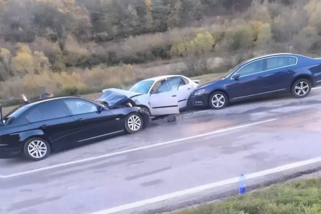 Preminuo učesnik saobraćajne nesreće na Komaru, N.S. iz Donjeg Vakufa